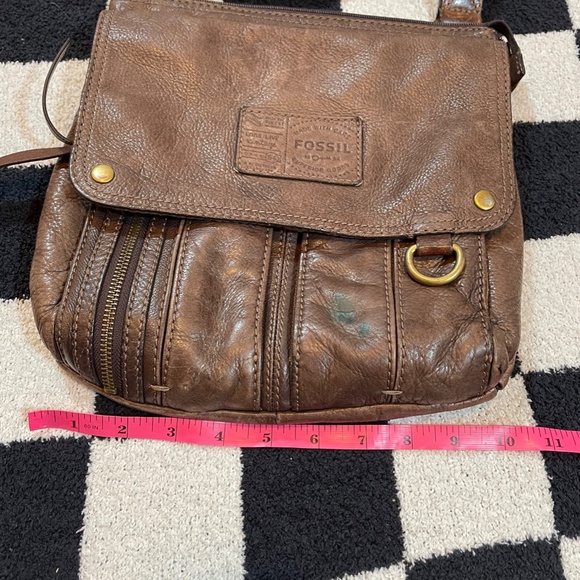 fossil brown leather crossbody messenger bag - Picture 7 of 8